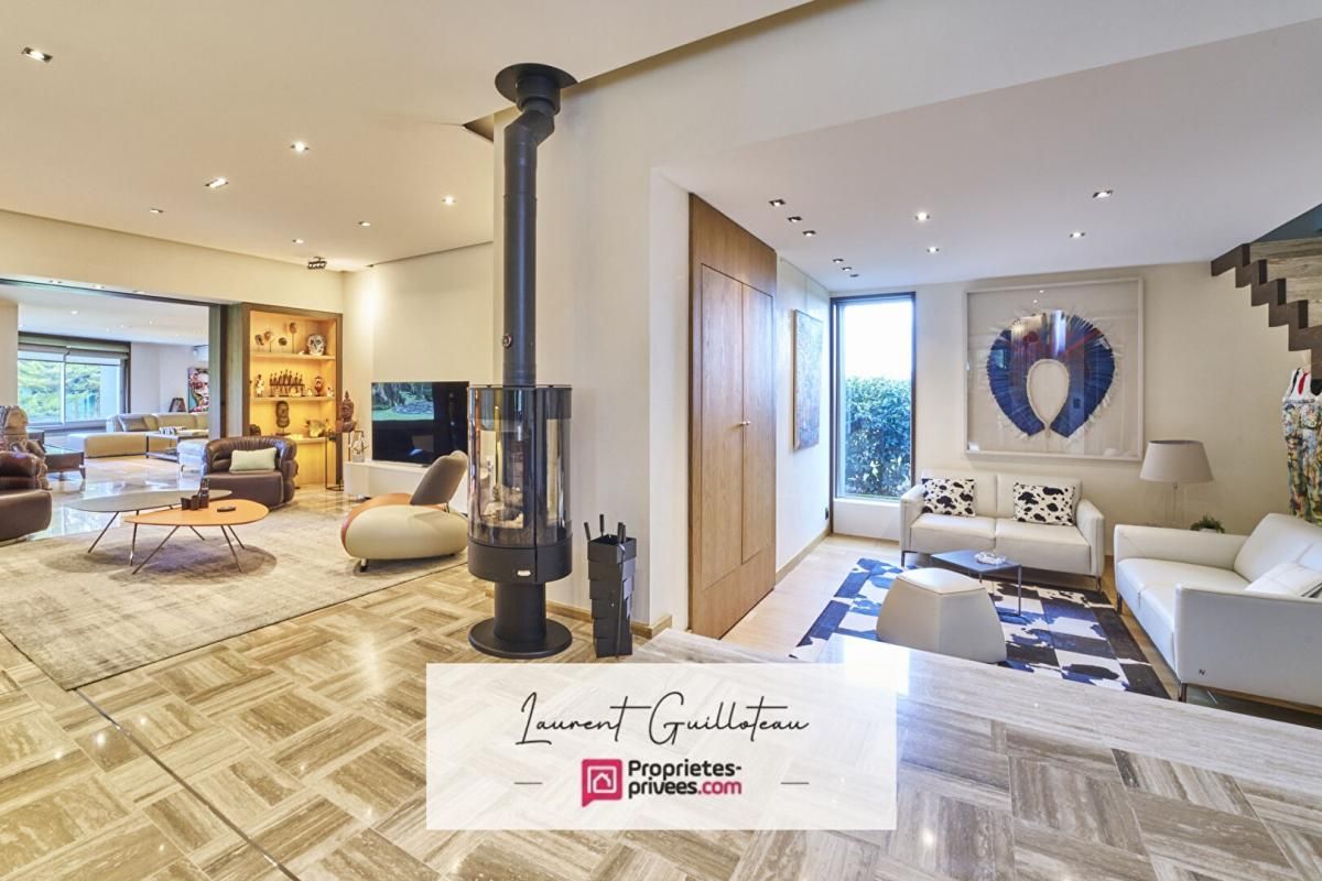 Maison La Gaubretiere 10 pièces 330 m2