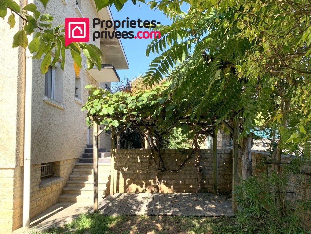 Maison 210 m², 5 chambres, piscine, garages, 2 appartements possibles