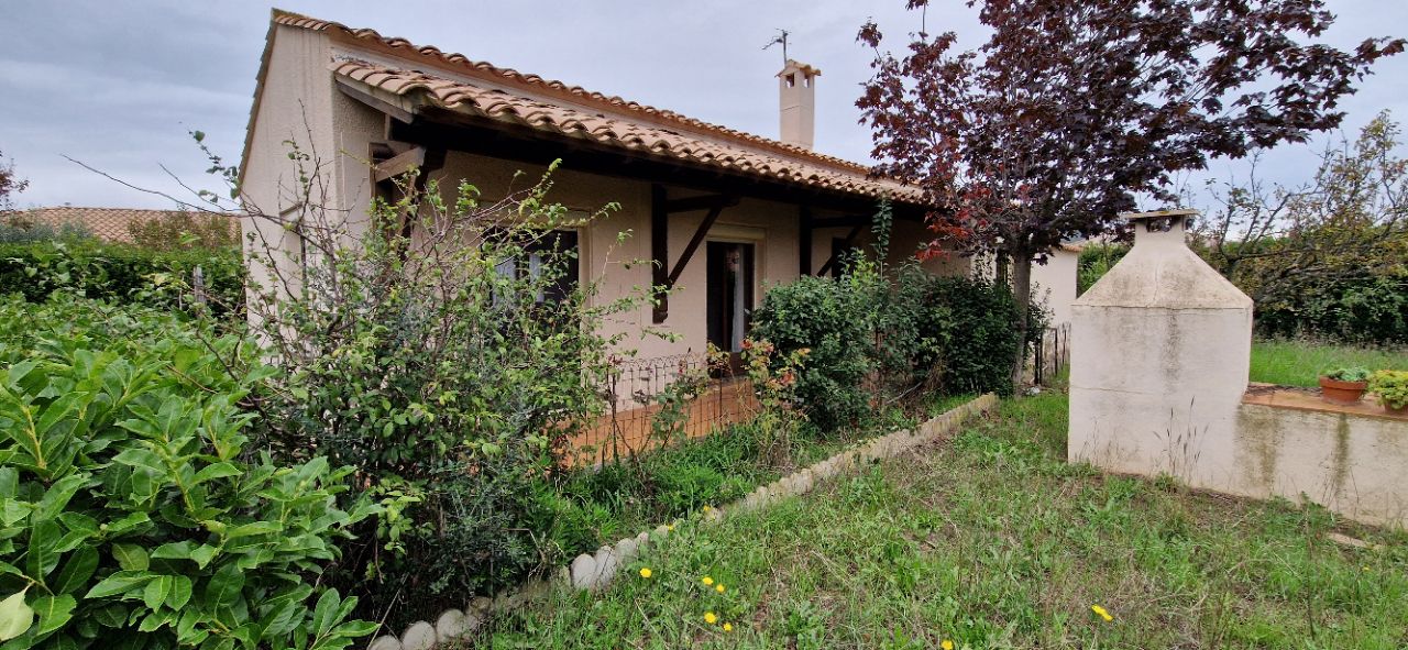 Villa avec un beau terrain