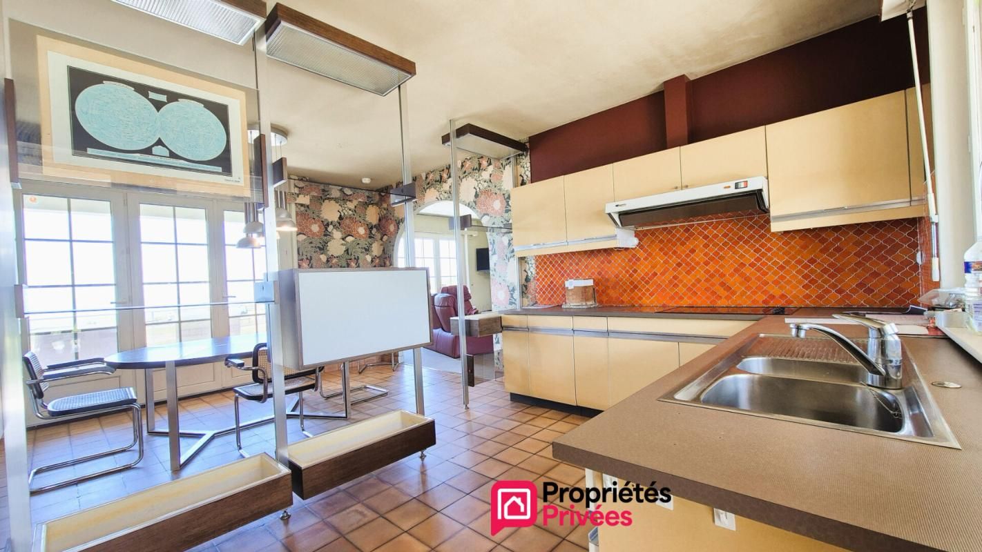 BOULOGNE-SUR-MER PROPRIETES PRIVEES COTE D'OPALE vous propose : 2