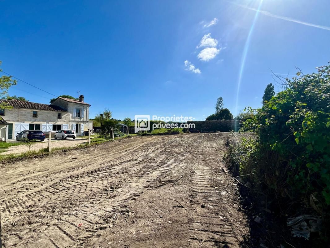 SAINT-ANDRE-DE-CUBZAC Terrain Verac 210m² 1