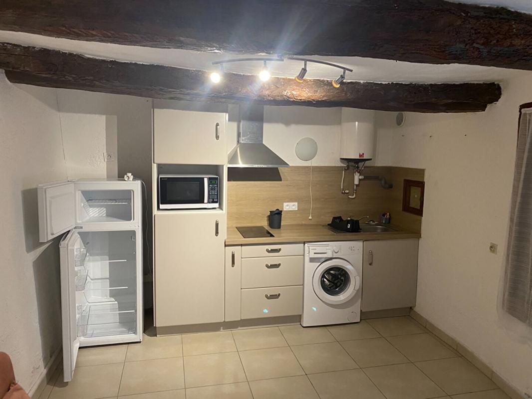 PéZENAS Maison de village, 3 pièces 3