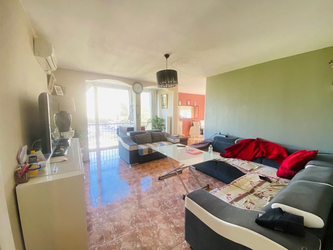 SAINT-VICTORET Appartement Saint Victoret 4 pièce(s) 75 m2 1