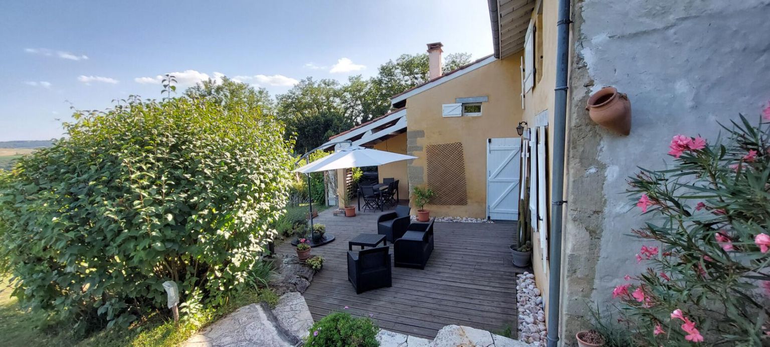 TONNEINS Maison 7 pièce(s) 230 m2 3