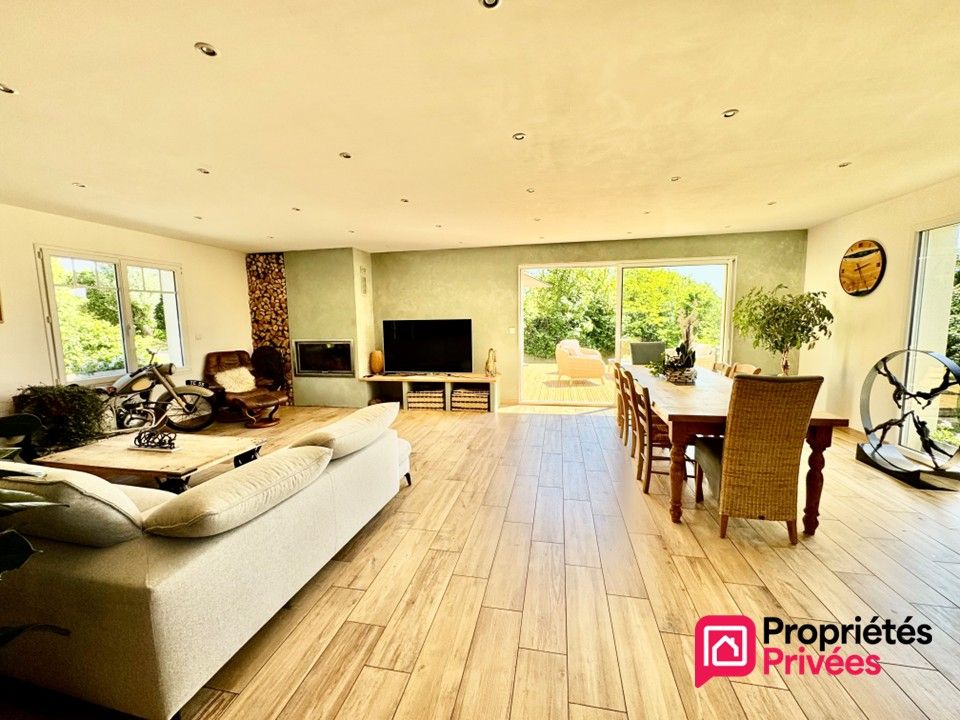 BEUVREQUEN PROPRIETES PRIVEES COTE D'OPALE vous propose : 3