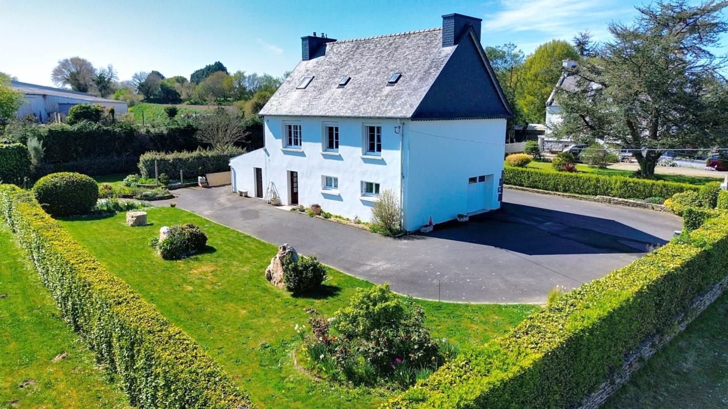 LANMEUR Maison Lanmeur 2