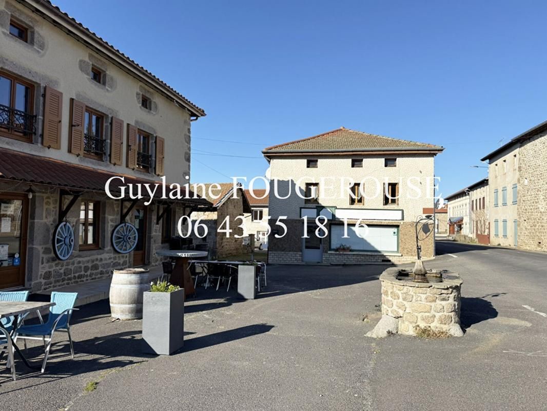 SAINT-ANTHEME Saint Antheme - Murs commerciaux libres avec logement, 160 m² 2