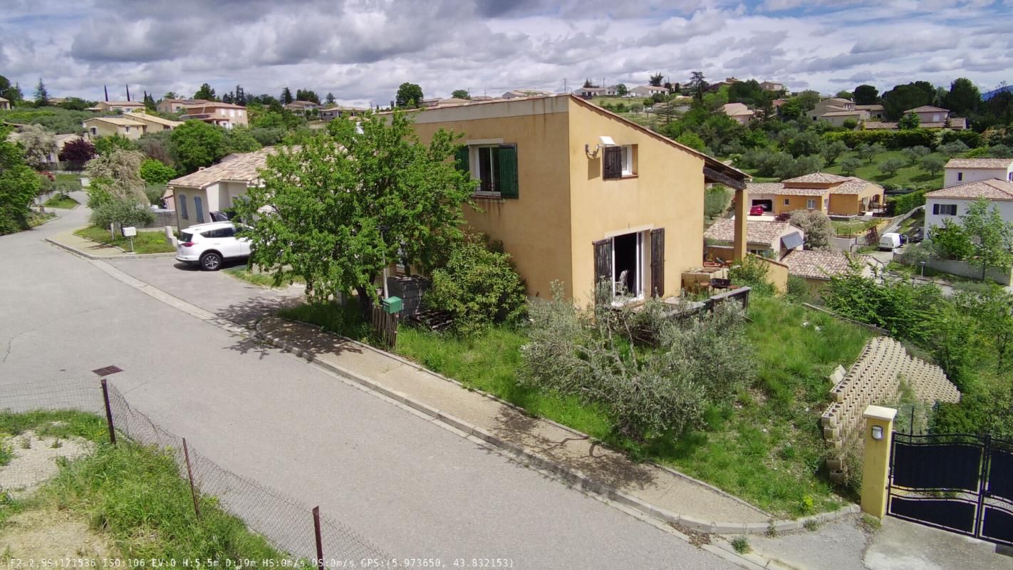 VALENSOLE Maison Valensole 130 m2 avec sous-sol et 2 garages 3