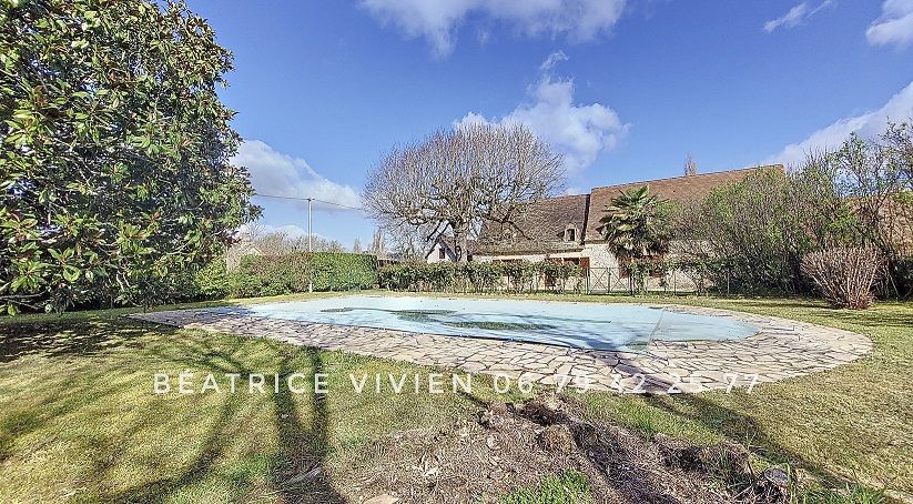 MONTIGNAC MONTIGNAC-LASCAUX - Maison Périgourdine 6 pièces 140 m2. PISCINE. 5 chambres 4