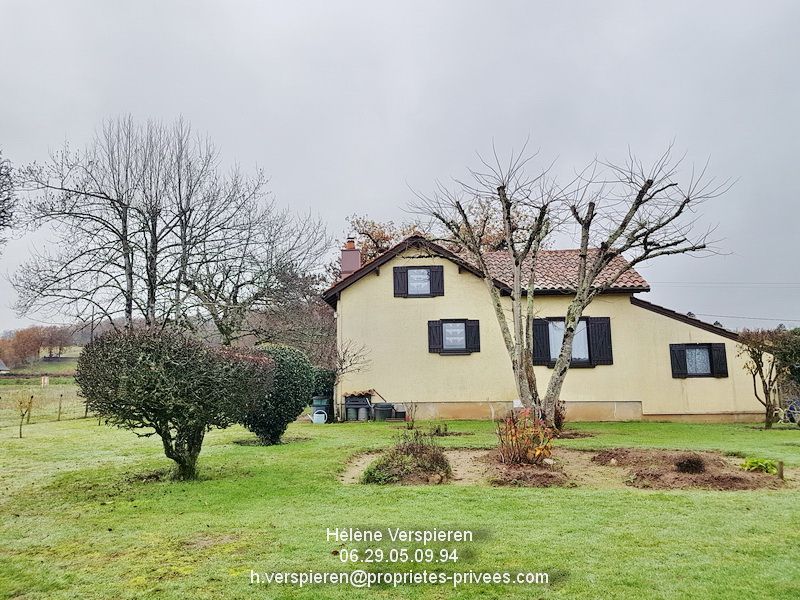 SIORAC-EN-PERIGORD Maison 3 chambres 1691 m2 terrain 3