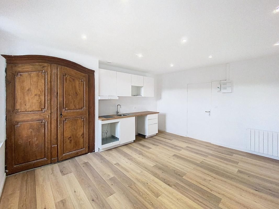 BRIGNOLES Appartement T2 - Brignoles - 47m² 2