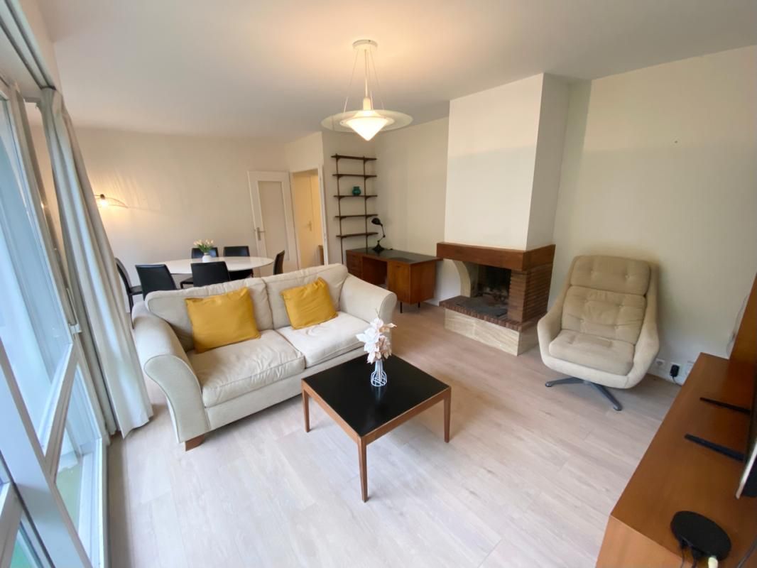 ARRADON Appartement 3 pièces de 66 m2 avec parking, cheminée et jardin privatif de 65 m2 ARRADON 2