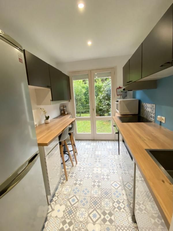 ARRADON Appartement 3 pièces de 66 m2 avec parking, cheminée et jardin privatif de 65 m2 ARRADON 4