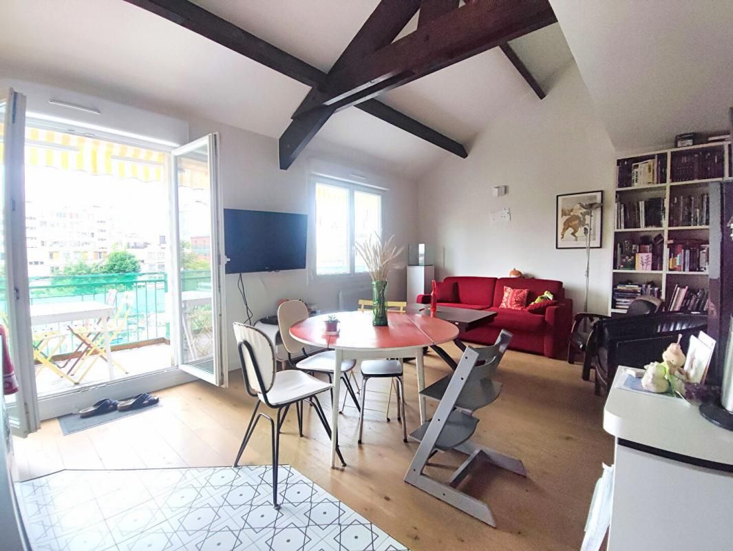 ROMAINVILLE CHARMANT DUPLEX FAMILIALE 6 P - METRO PLACE CARNOT 2