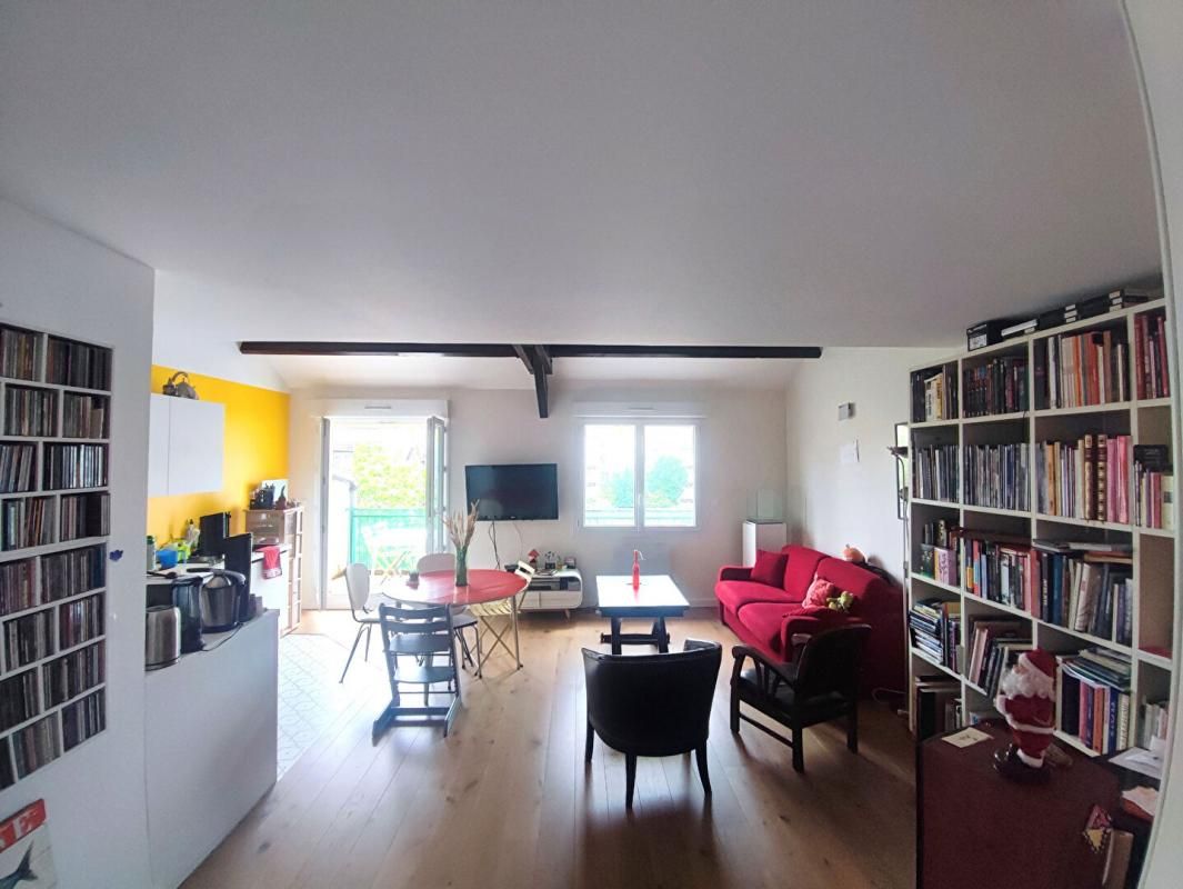 ROMAINVILLE CHARMANT DUPLEX FAMILIALE 6 P - METRO PLACE CARNOT 3