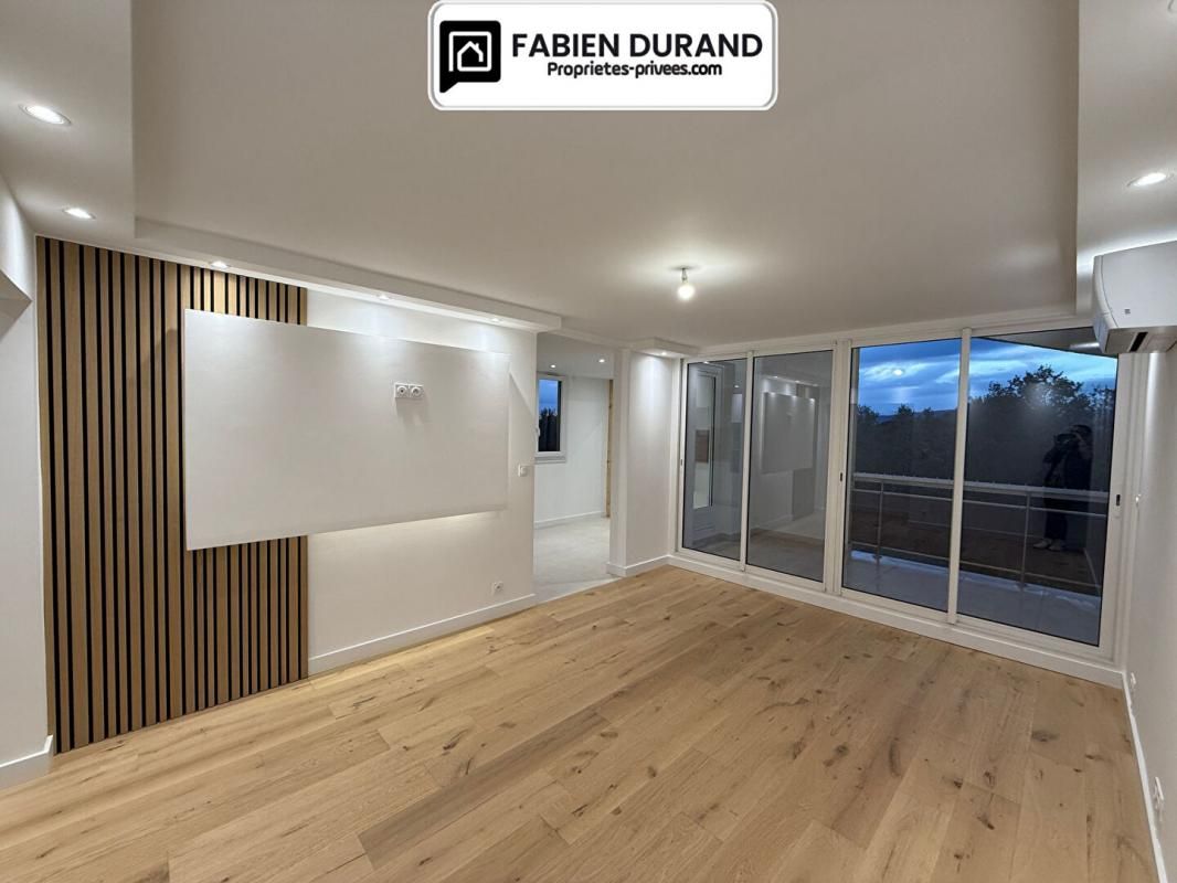 Grand T2 54 m² + 2 terrasses parking, cave - Bien d'exception clé en main à Fréjus