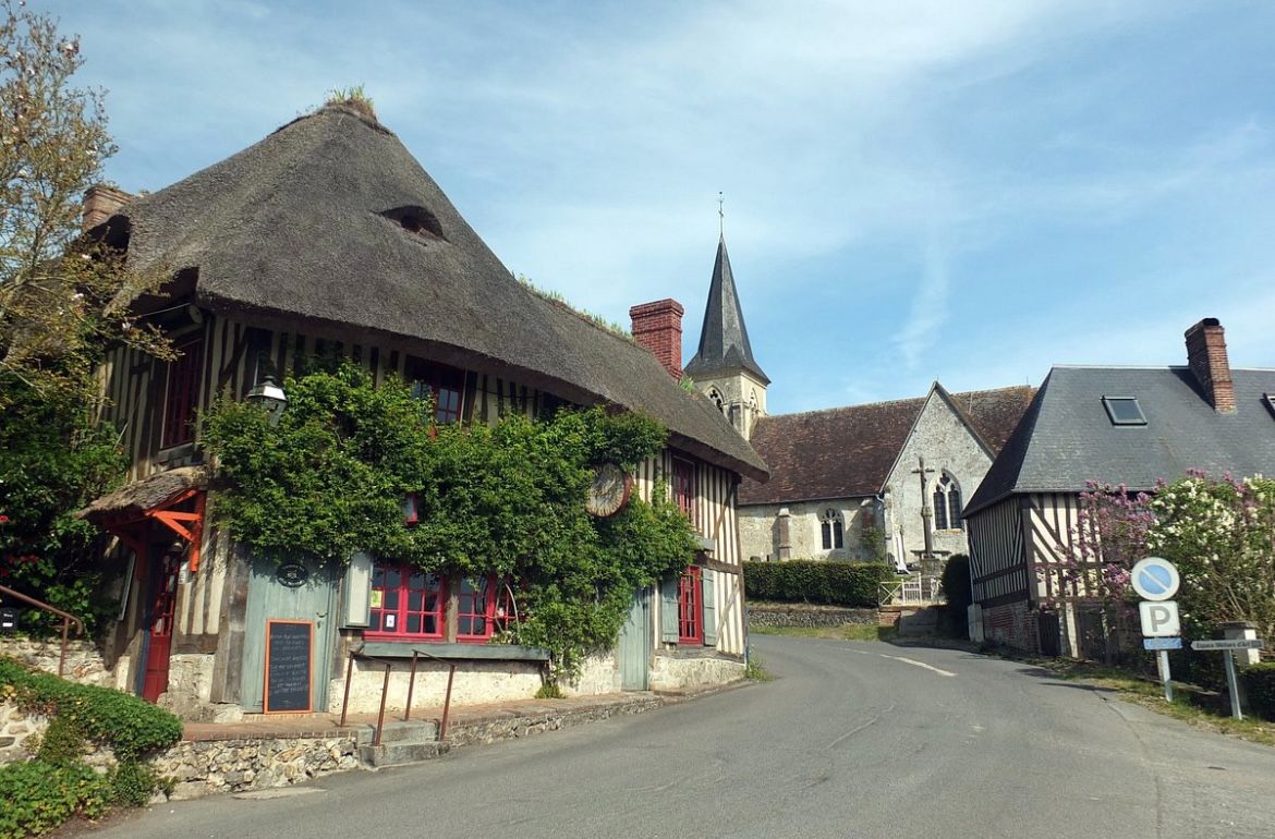 PONT-L'EVEQUE PIERREFITTE EN AUGE - L'AUBERGE DES 2 TONNEAUX CHERCHE SON NOUVEAU PROPRIETAIRE 3