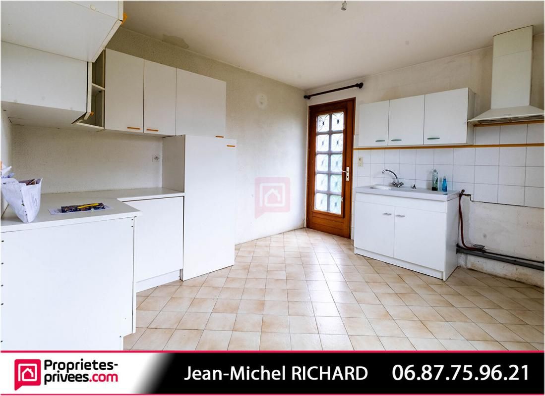 NOUANS-LES-FONTAINES Maison  5 pièce(s) 120 m2 4