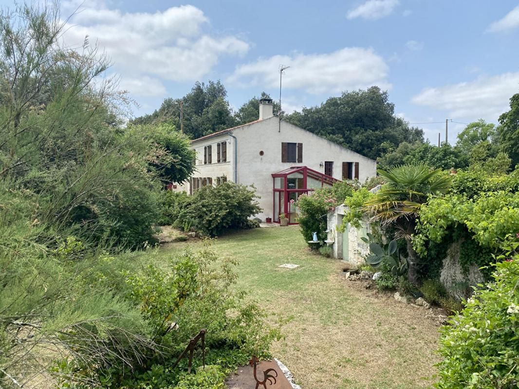 BORDS Maison de Campagne à Bords REF 385596 CRIT EXCLUSIVITE 3
