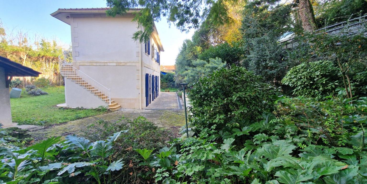 ARCACHON Maison Arcachon 5 pièces 114 m2 - Terrain 1032 m2 3