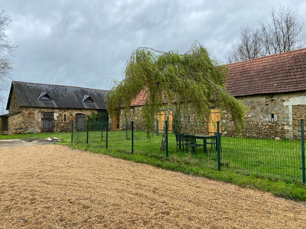 VERN-D'ANJOU Longère - Erdre En Anjou 4 pièce(s) 143 m2 3