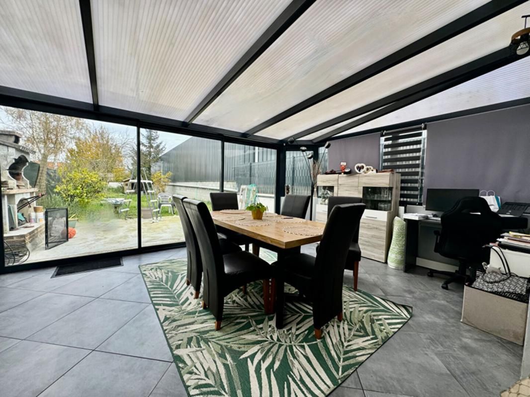 SAINT-SAUFLIEU MAISON de 110m2 , 4 chambres, garage sur une parcelle de 476m2 Saint Sauflieu (80160) 4