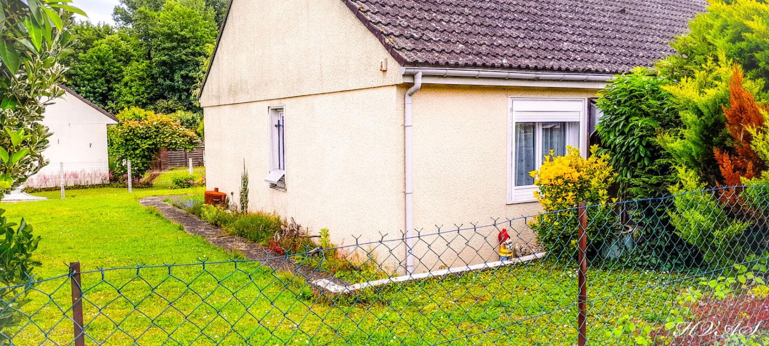 CIRES-LES-MELLO Maison 4 pièce(s) 2