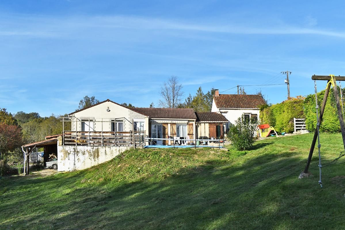 Maison Coux Et Bigaroque Mouzens 6 pièce(s) 163 m2