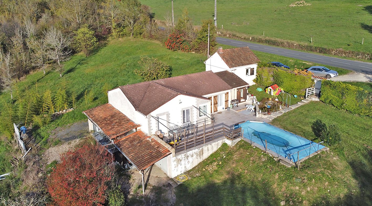 SAINT-CYPRIEN Maison Coux Et Bigaroque Mouzens 6 pièce(s) 163 m2 2