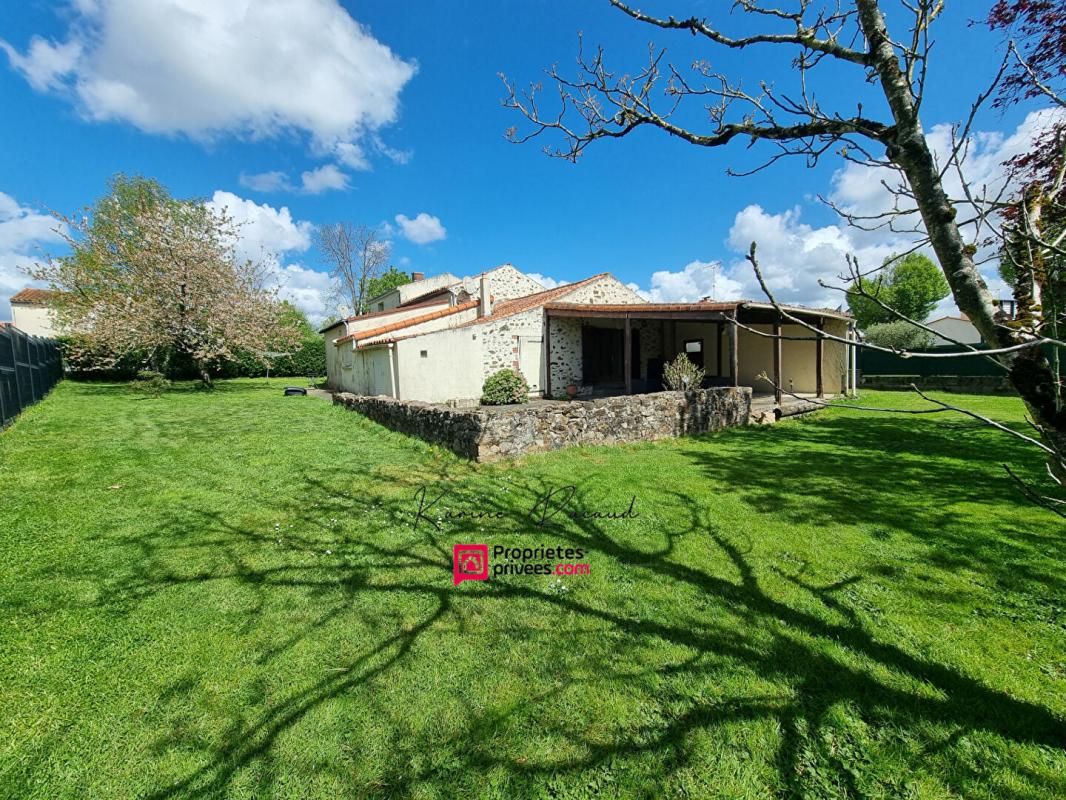 Maison Venansault 6 pièce(s) 176 m2