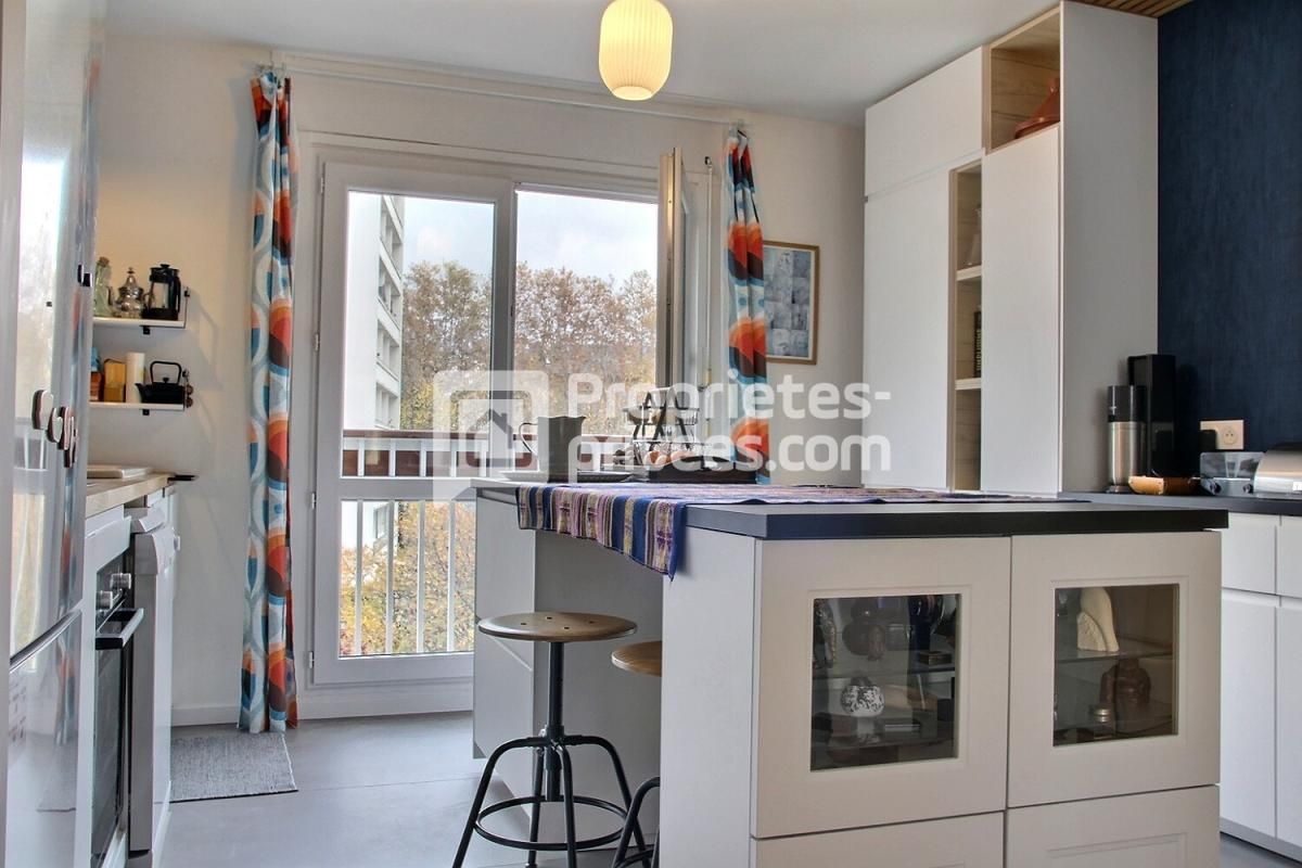 CHAMBERY Appartement Chambery 4 pièce(s) 106.25 m2 2