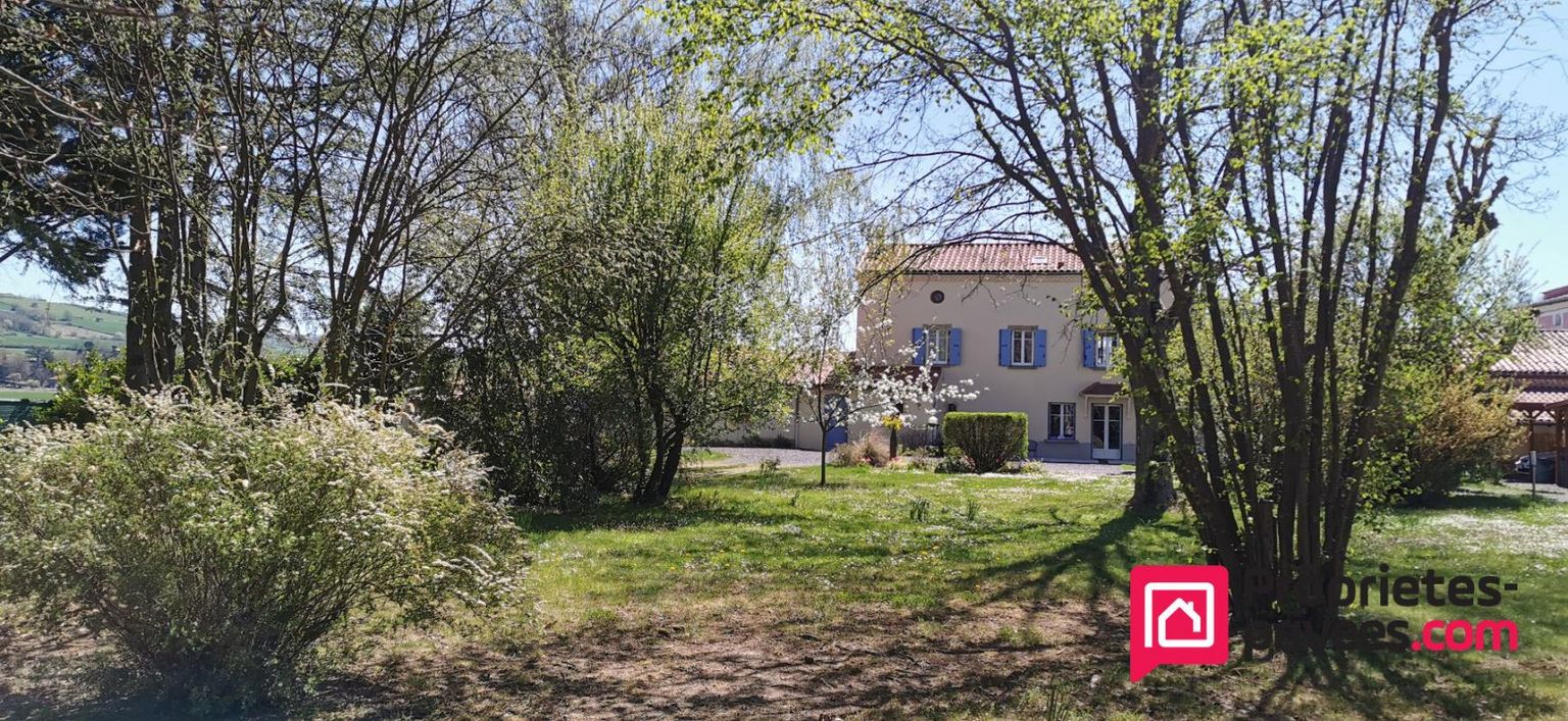 VARENNES-SUR-USSON Demeure de prestige Varennes Sur Usson 11 pièce(s) 194 m2 et logement indépendant 48m² 3