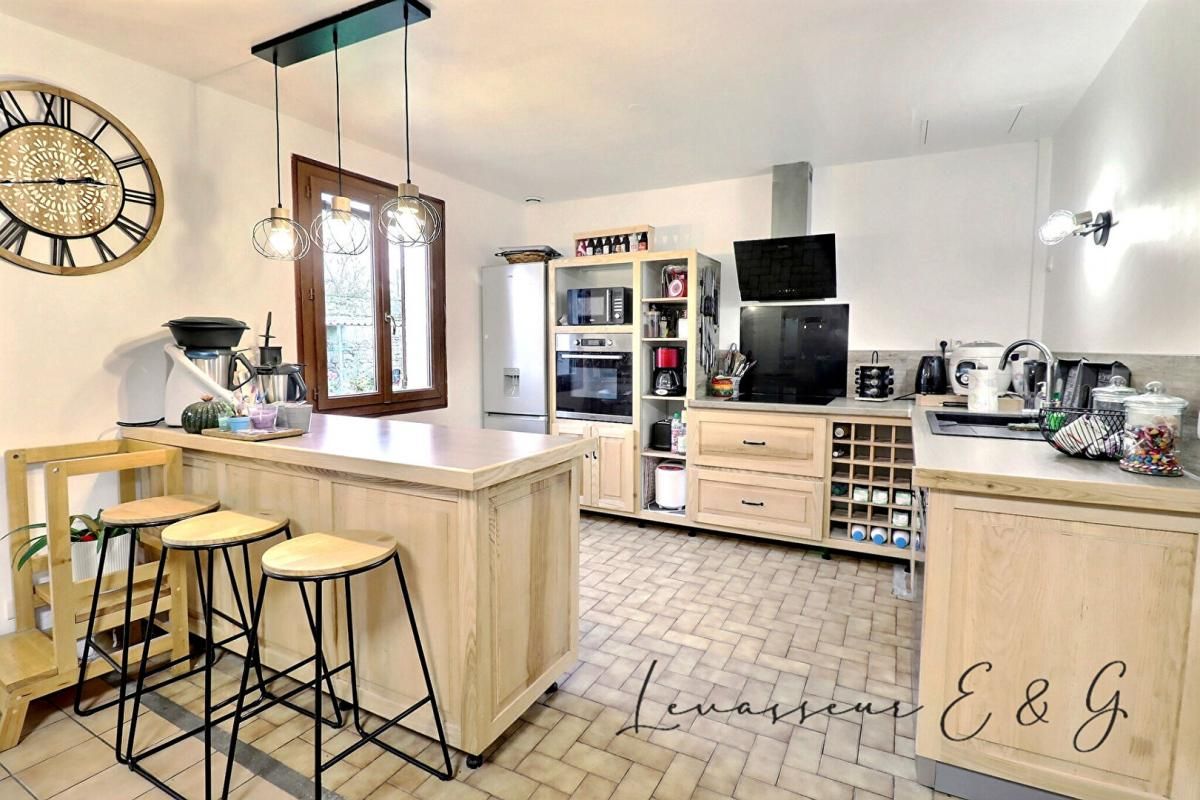 LA RUE-SAINT-PIERRE La Rue Saint Pierre (60510) - Maison 5 chambres vivable de plain pied 2