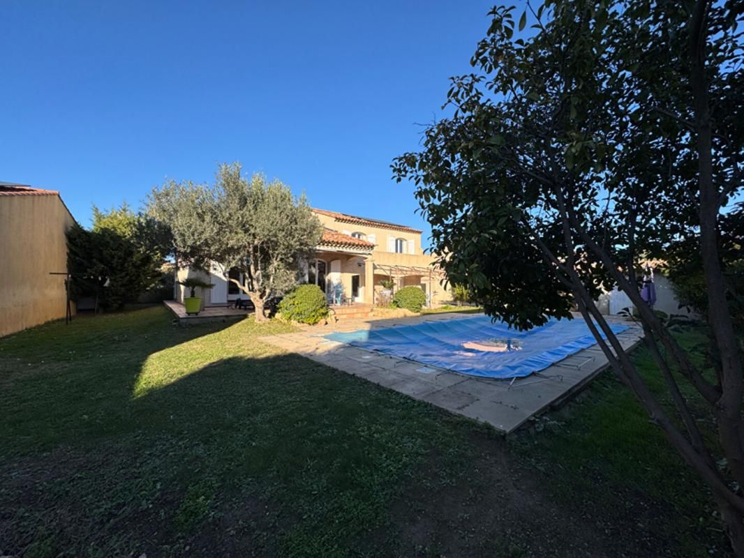 Maison 4 chambres sur 700 m2 de terrain