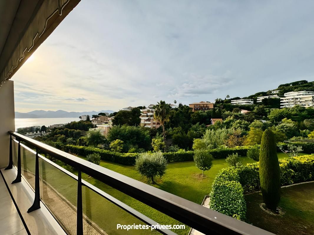 CANNES Grand Appartement 3 pièce(s) 101 m² au cadre idyllique 4