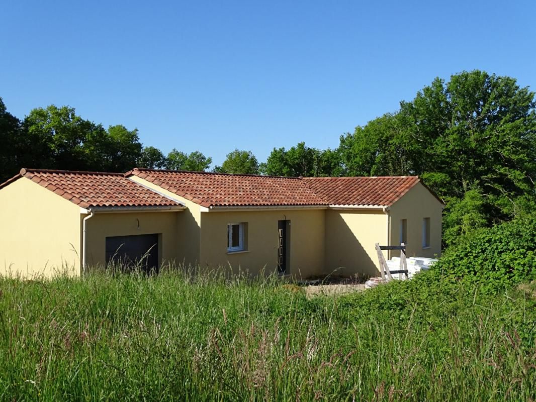 Maison Coly Saint Amand 8 pièce(s) 198 m2