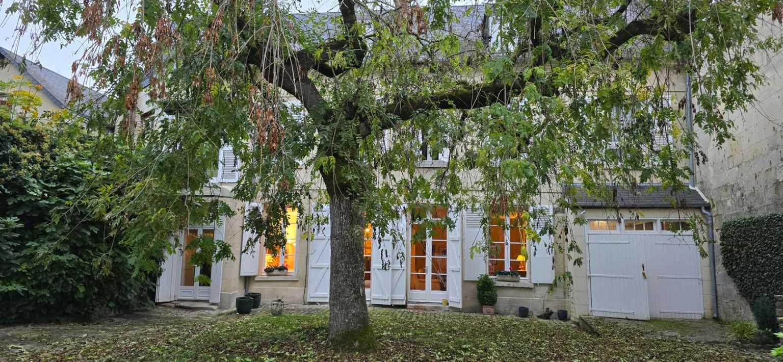 Sous compromis - Maison d'exception en plein coeur de Soissons ? Bien rare et exclusif !