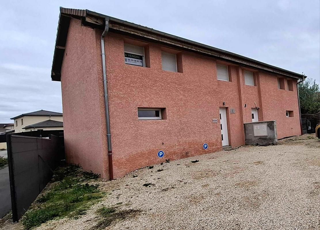 VIRIAT Habitation rénovée 77 m2 4
