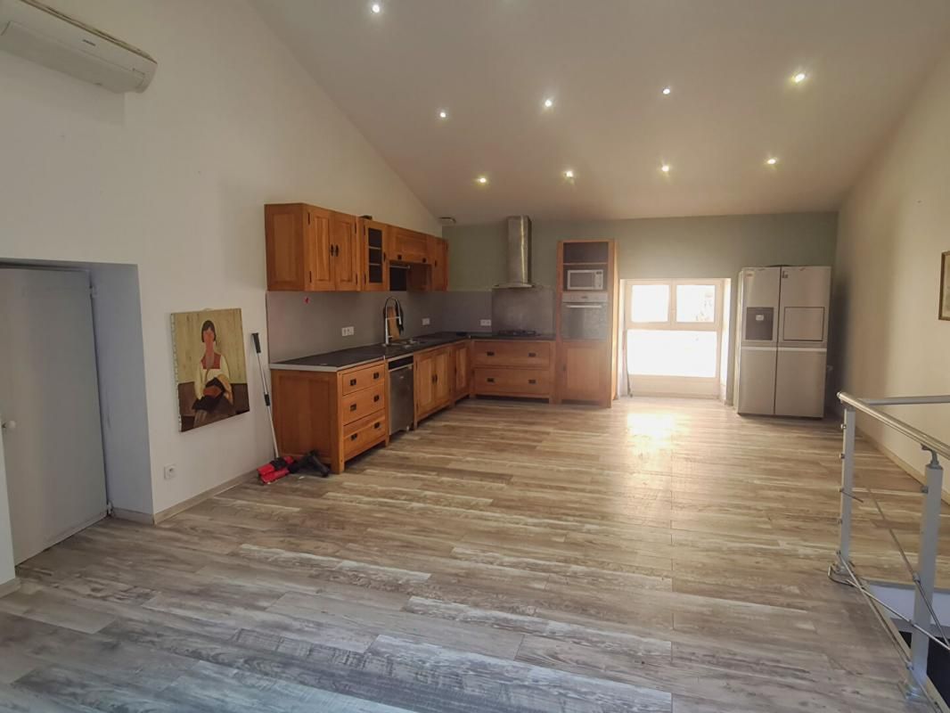 PAULHAN Maison 5 pièce(s) 154 m2 2
