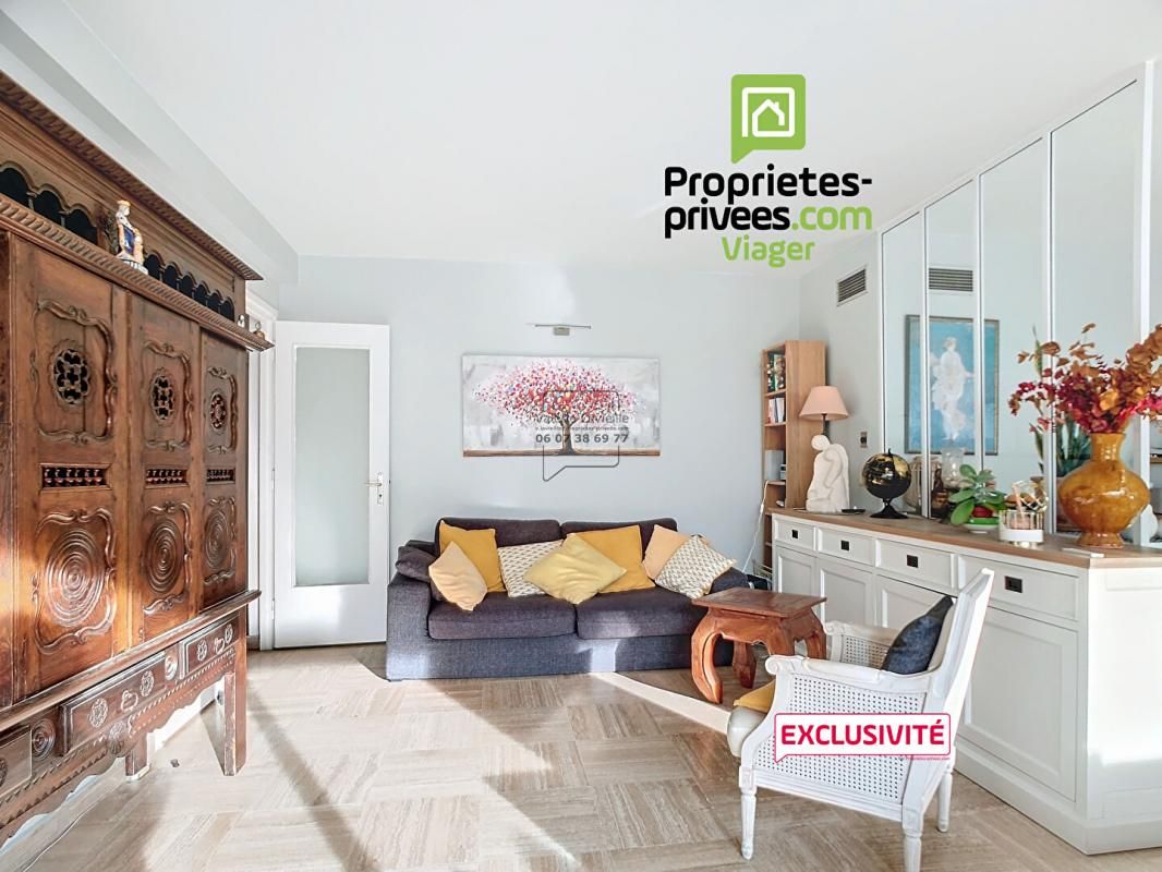 MARSEILLE-1ER-ARRONDISSEMENT MARSEILLE (13001) - LONGCHAMP - Exclusivité - NUE PROPRIETE - T4 + BALCON/TERRASSE + PARKING 2