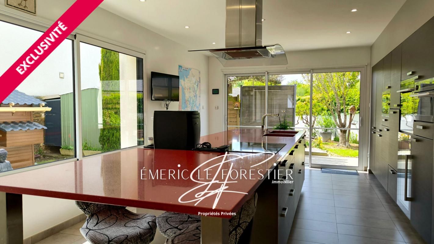 Maison Ombrée D Anjou 7 pièce(s) 263 m2