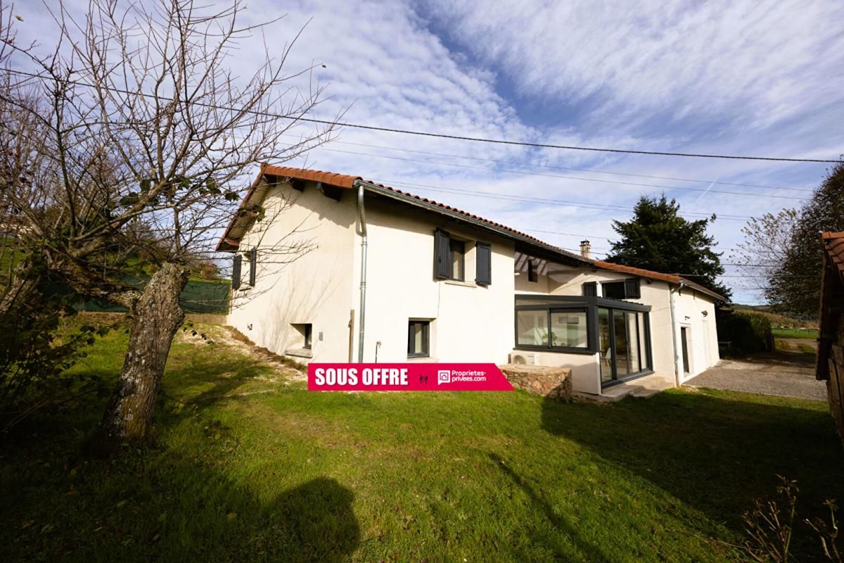 Maison de caractère de 195 Mm² avec dépendance sur plus de 1hectare de terrain attenant