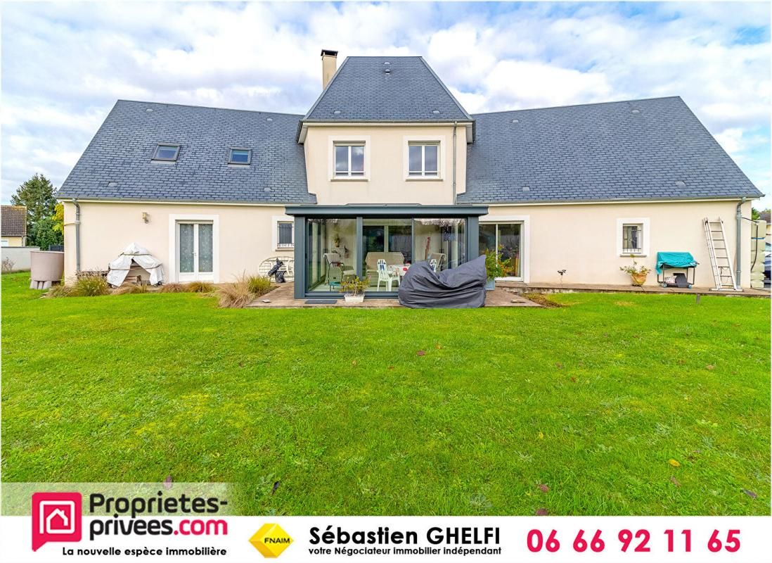 ROMORANTIN-LANTHENAY secteur nord-belle maison avec 5 chambres-bureau-véranda-double garage 2