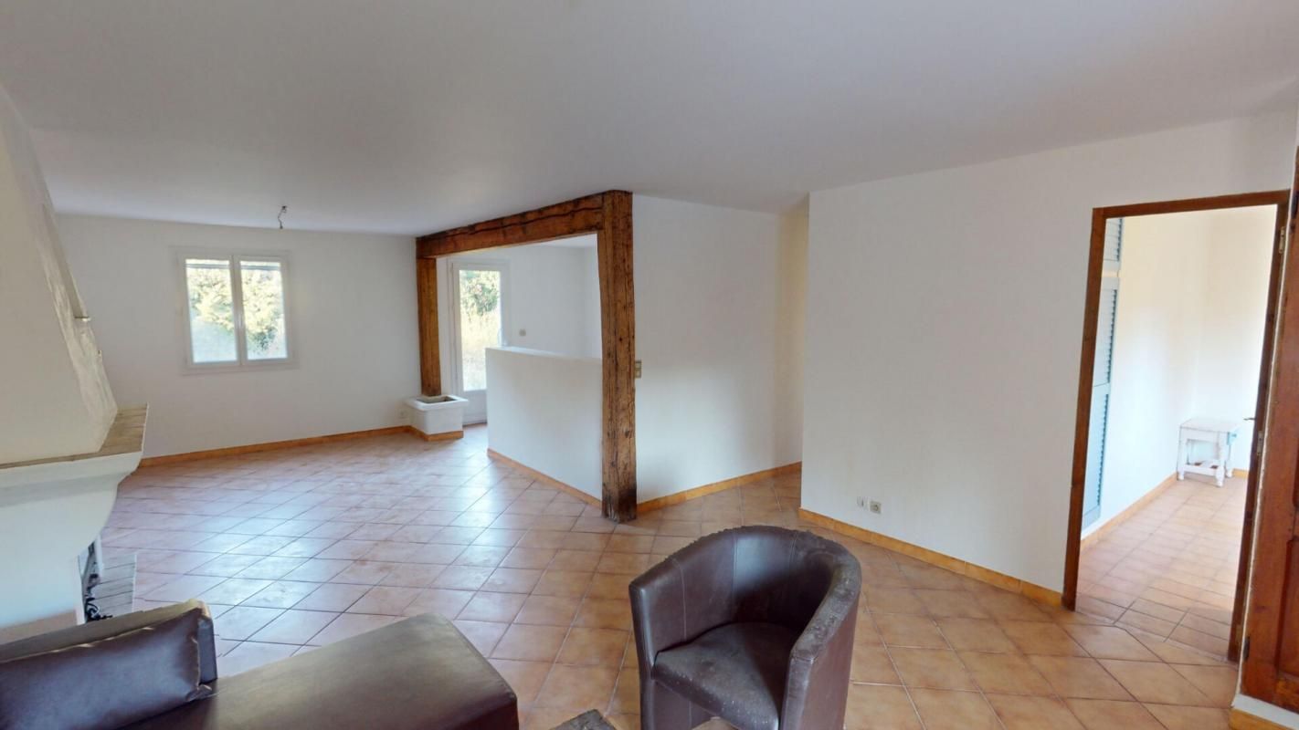 LA MOTTE Maison 3 pièce(s) 73.06 m2 avec garage et piscine