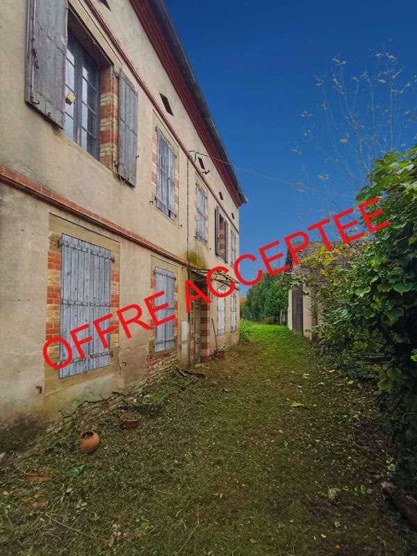 Ancienne bâtisse à rénover !