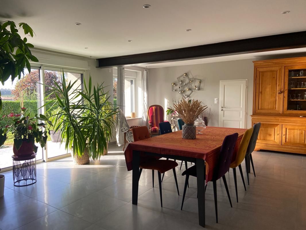 LA FLECHE Maison La Fleche 7 pièce(s) 150 m2 4