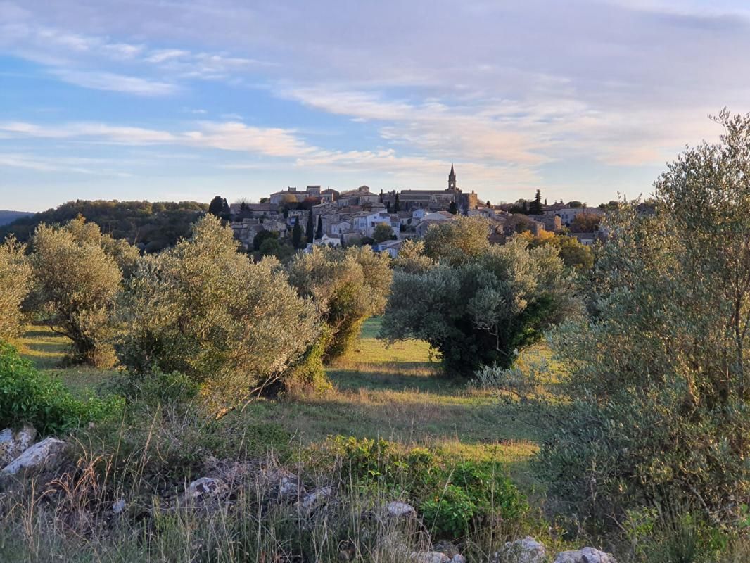 UZES Uzes, 7km Terrain 1000 m2 2