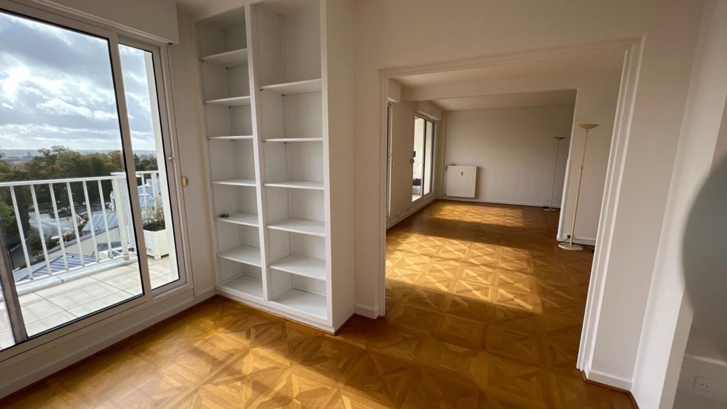 TOURS Bel appartement familial avec terrasse et vue exceptionnelle à 180° sur Tours 4