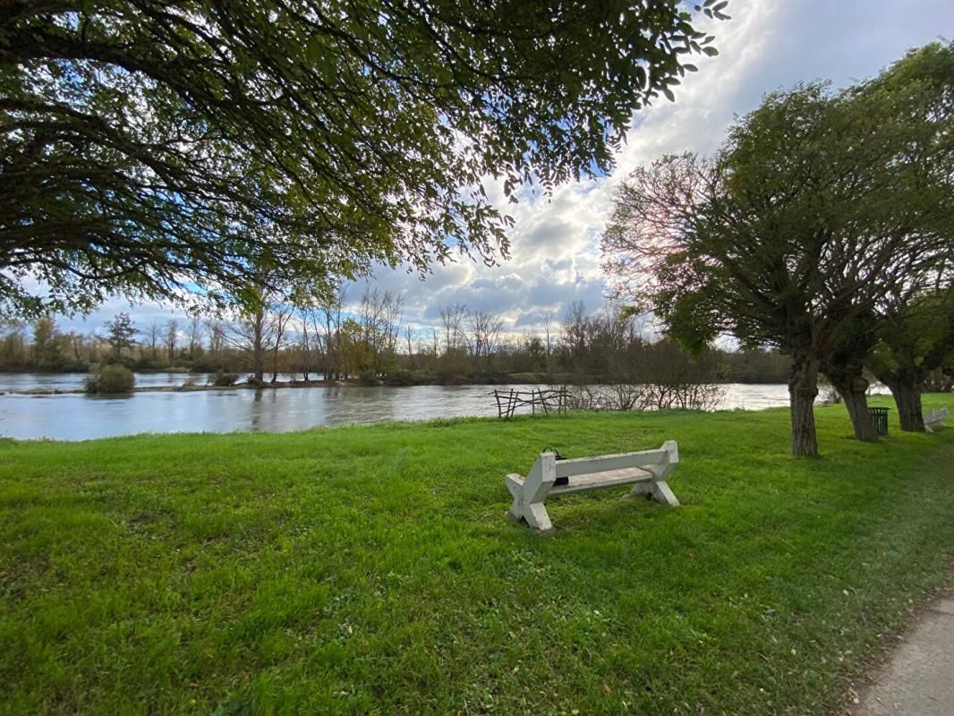 CHOUZE-SUR-LOIRE Excusivité - A vendre longère Chouze Sur Loire 37140 - 6 pièces (4 chambres) 2