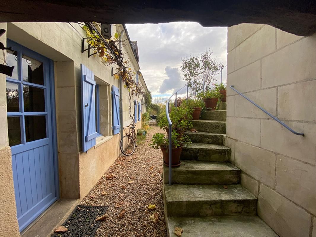 CHOUZE-SUR-LOIRE Excusivité - A vendre longère Chouze Sur Loire 37140 - 6 pièces (4 chambres) 4